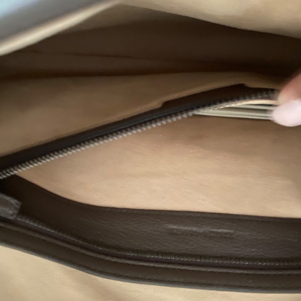Gucci Aphrodite Medium Shoulder Bag - Picture 11 of 13